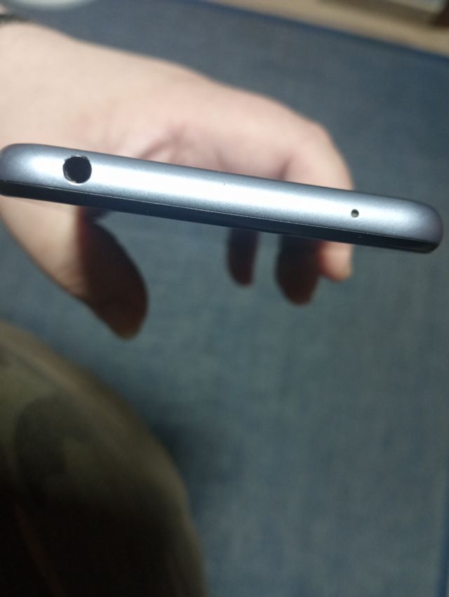 TCL teléfono móvil - Gris espacial
