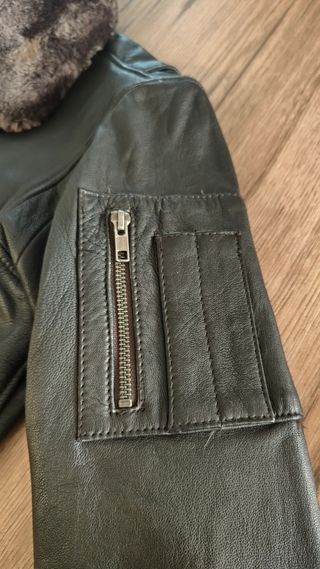 Chaqueta estilo aviador cuero marrón