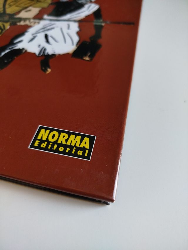 Cómic ERNIE PIKE 3, Hugo Pratt 24