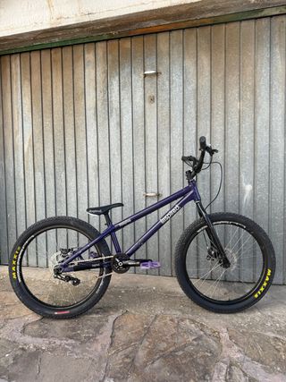 Bici street trial inspired fourplay 24”
