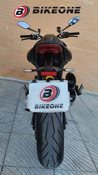 DUCATI MONSTER - 2021 - 3.685 KM