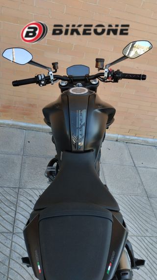 DUCATI MONSTER - 2021 - 3.685 KM