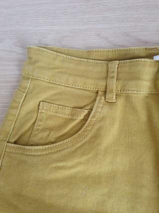 Shorts corti senape donna