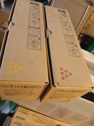 2 Toners Ricoh SP C352E (Amarillo, Magenta)