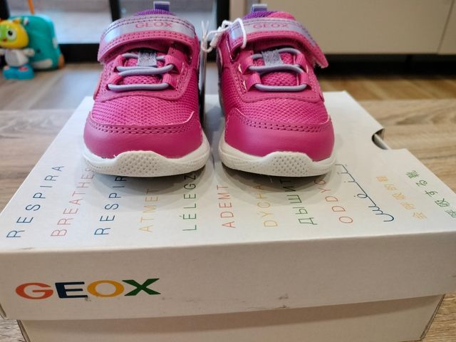 Zapatillas Geox niña rosa