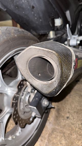 Escape Akrapovic NC750X carbono