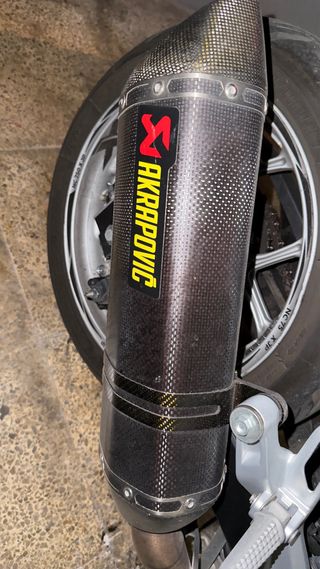 Escape Akrapovic NC750X carbono