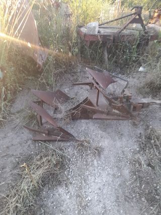 Vertedera de tractores