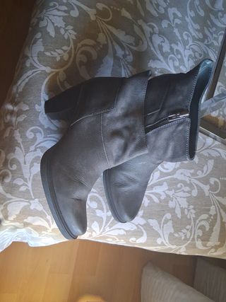 Botas mujer grises tacón