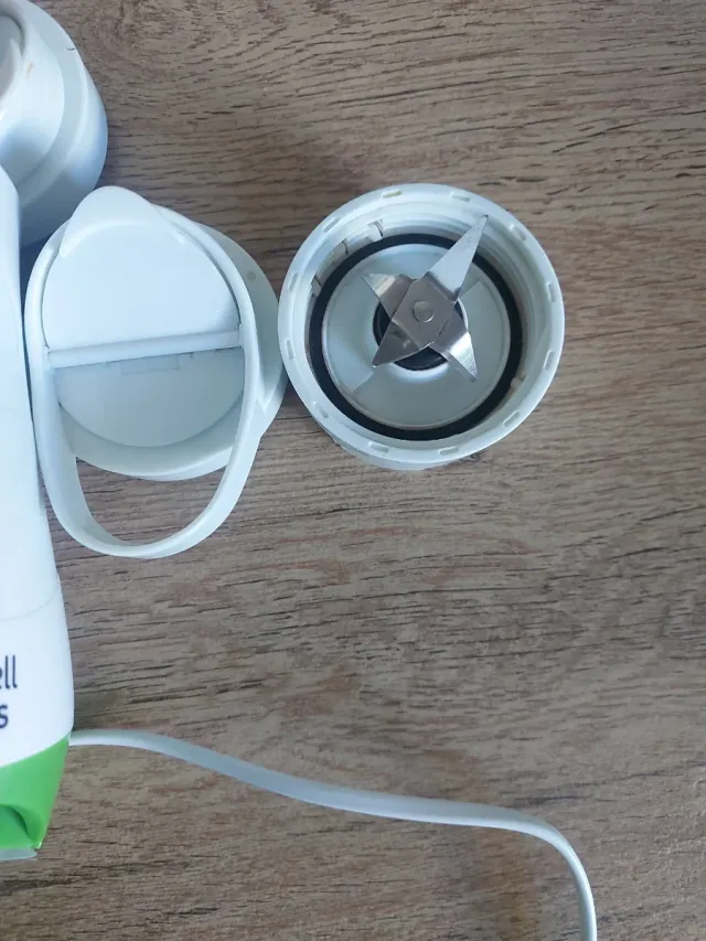 Licuadora Russell Hobbs Mix & Go