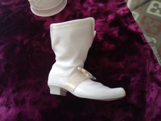 Lladró Nao: Zapatilla y Campana 1987