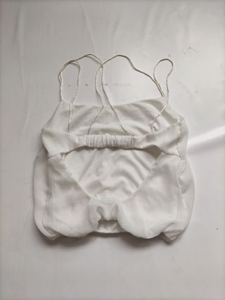 Top blanco tirantes cruzado