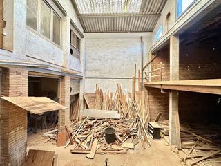 Edificio en venta en Torelló