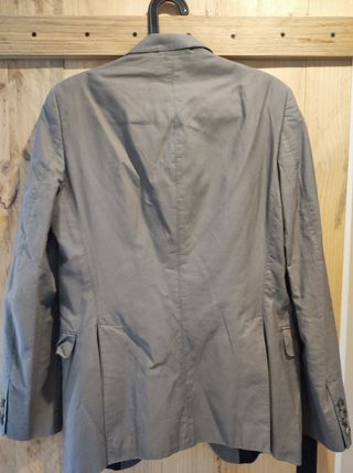 Americana gris hombre