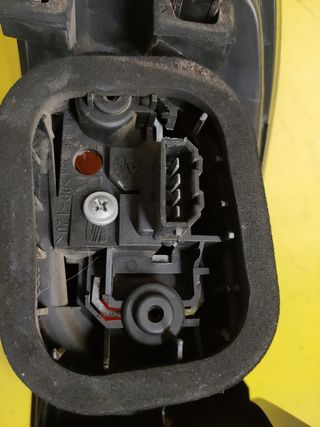 PILOTO TRASERO DERECHO SEAT IBIZA 6L
