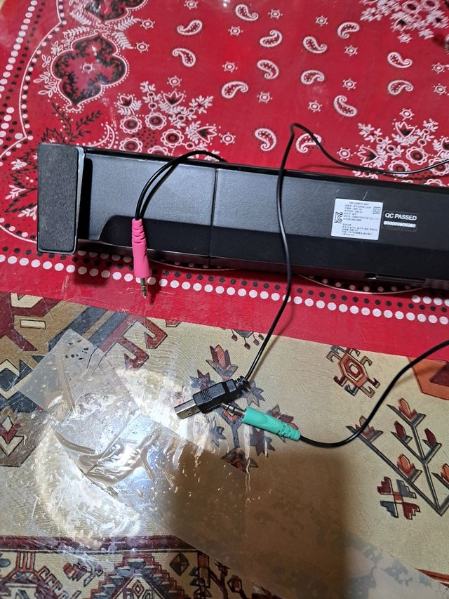 ALTAVOZ PARA PC.Barra So
nido CAMAC CMK-30M