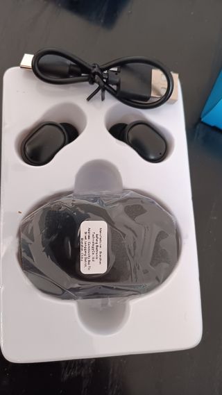 Auriculares inalámbricos negros