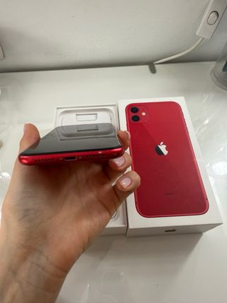 iPhone 11 Rojo (Apple)