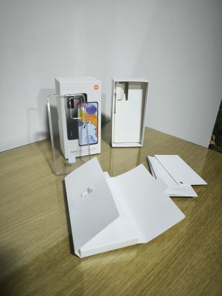 Caja y Funda Xiaomi Redmi Note 11 Pro 5G (NO movil
