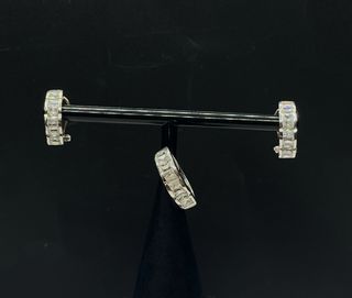 Conjunto de oro blanco 18k con circonitas