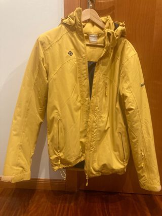 Chaqueta Izas M nieve amarilla.
