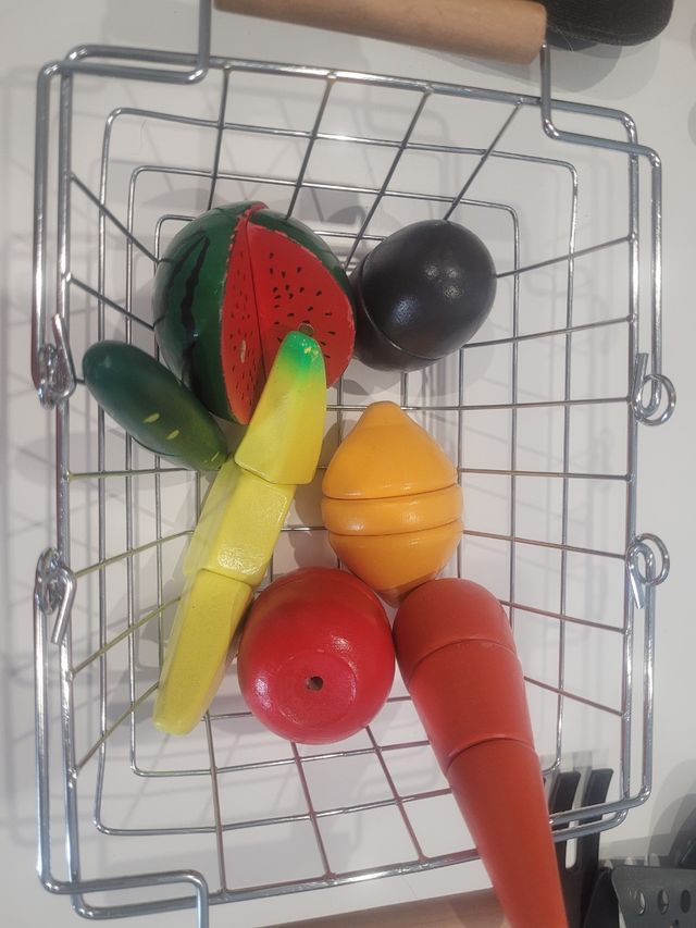 Frutas y verduras de juguete