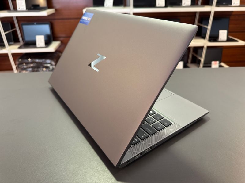 Portátil HP i7 / 32GB - Garantía afbeelding 4