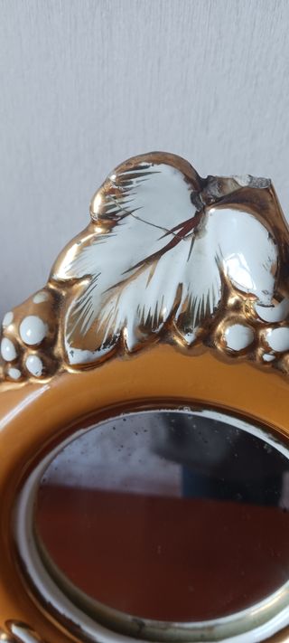 Espejo de tocador muy antiguo