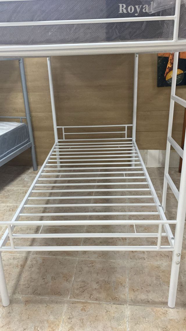 Litera blanca metalica NUEVA