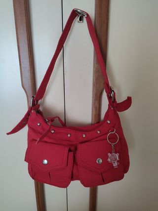 Bolso juvenil rojo Y2K con llavero osito cristal