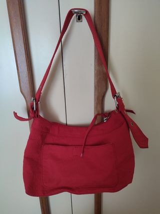 Bolso juvenil rojo Y2K con llavero osito cristal