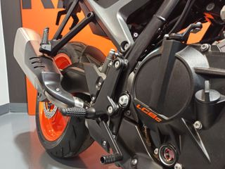 KTM DUKE 990