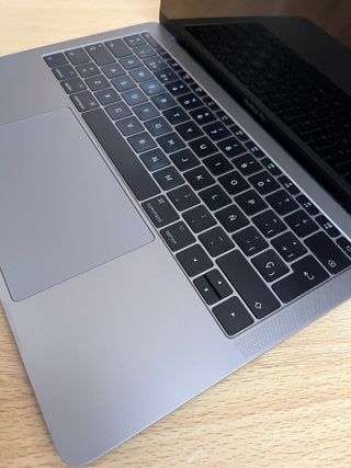 MacBook Pro 13" Retina i5 2.3 GHz