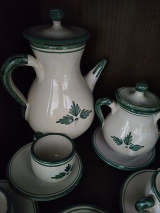 Juego café cerámica verde-blanco