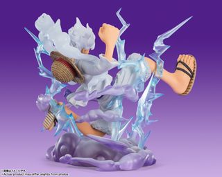 FIGURA ONE PIECE MONKEY D. LUFFY GEAR 5 GIGANT