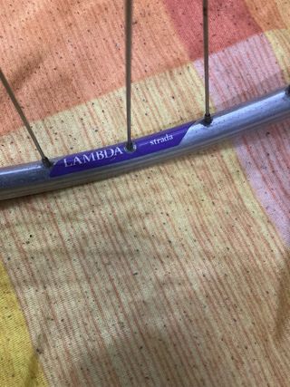 Rueda bici carretera clasica