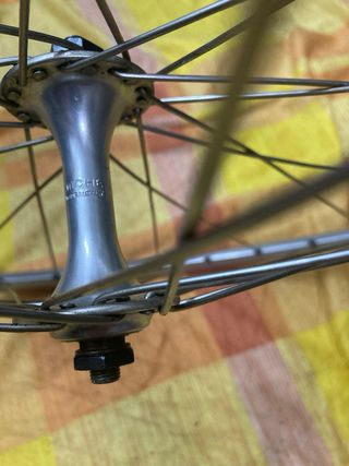 Rueda bici carretera clasica