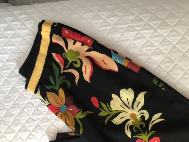 Pantalones estampados florales