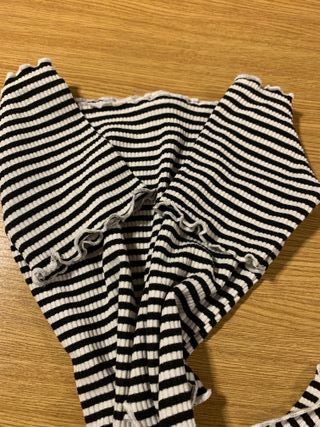 JERSEY,BERSHKA,TALLA:XS,MANGA TRES CUARTOS,LISTADO