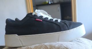 Zapatillas Levis nro - 41