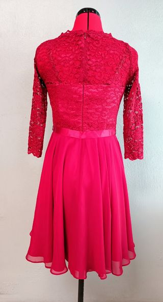 Vestido rojo encaje fiesta