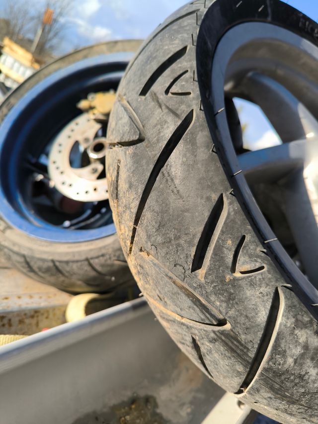 Ruedas Aprilia SR50: 2 unidades