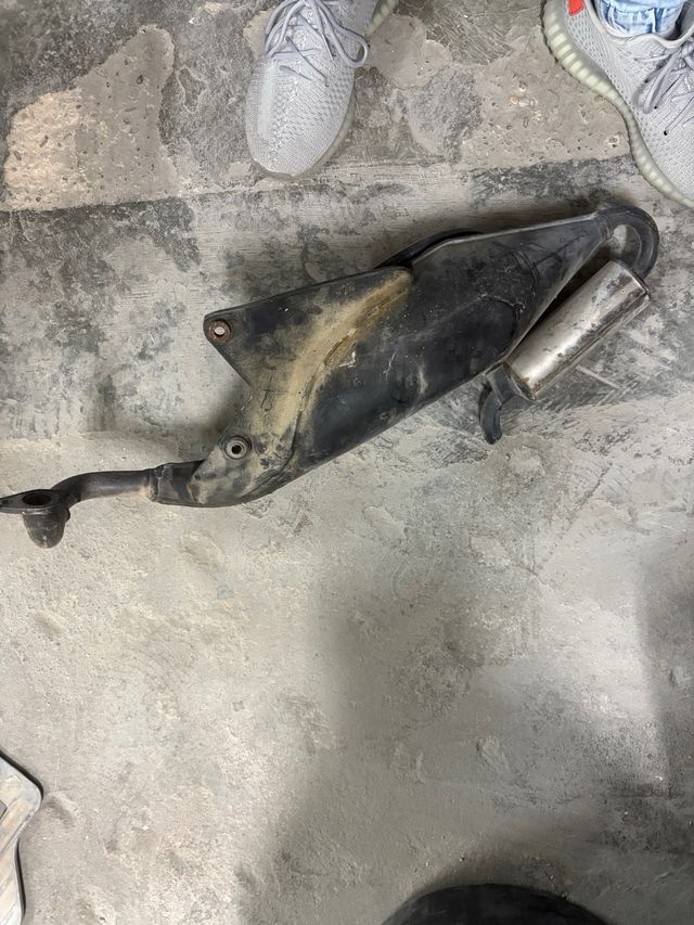 Tubo escape Aprilia SR50 usado