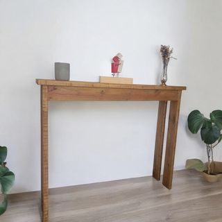 Recibidor de madera artesanal