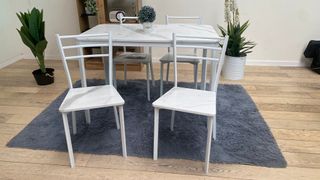 Mesa y 2 Sillas Vintage