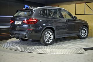 BMW X3   xDrive20d 