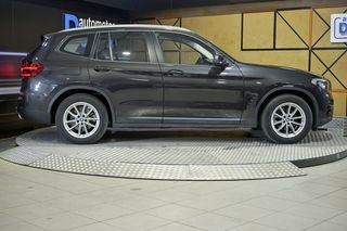 BMW X3   xDrive20d 
