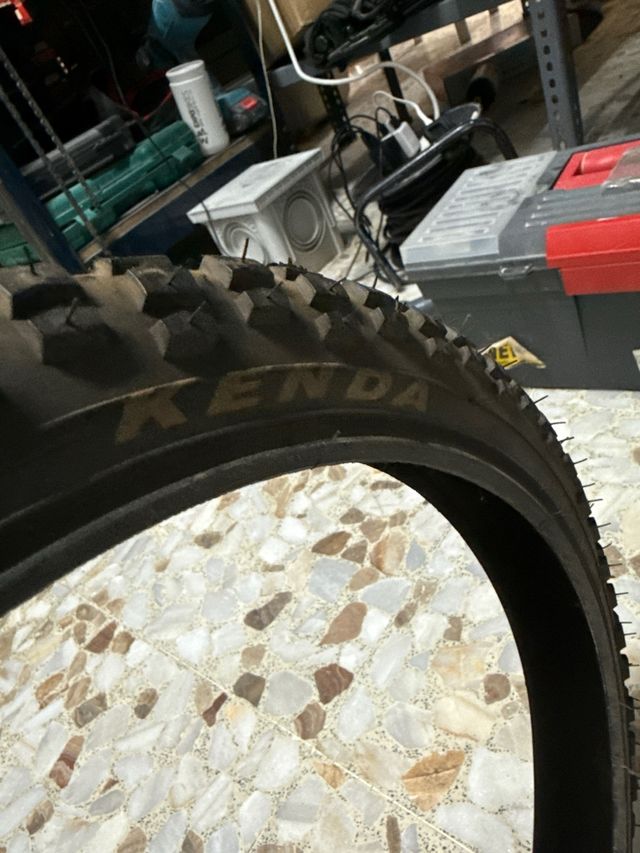 Cubierta bici Kenda 18x1.75