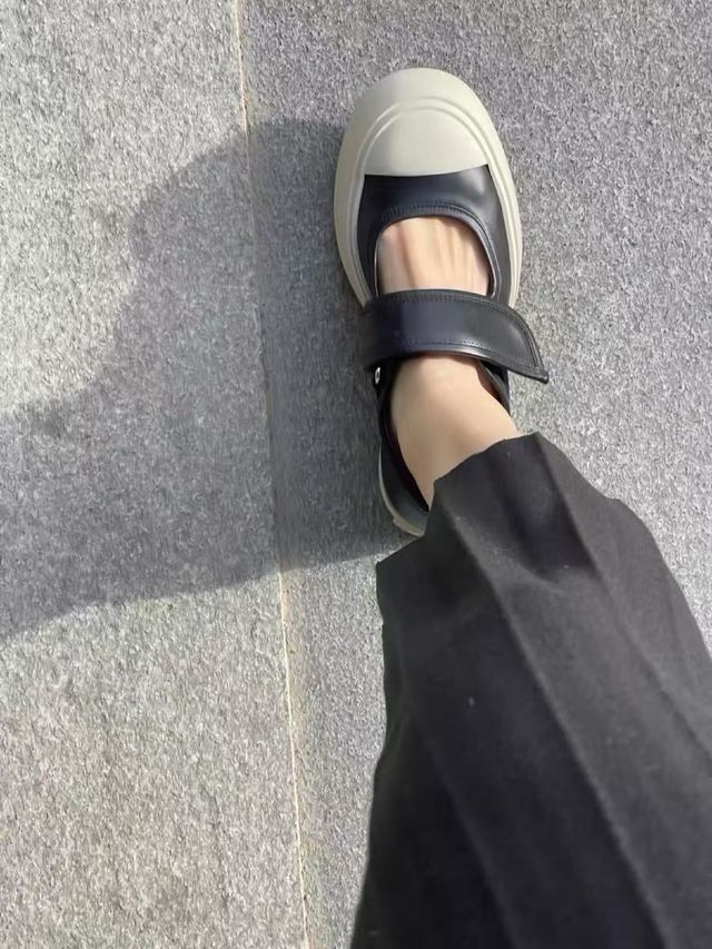 Zapatos Mary Jane negros