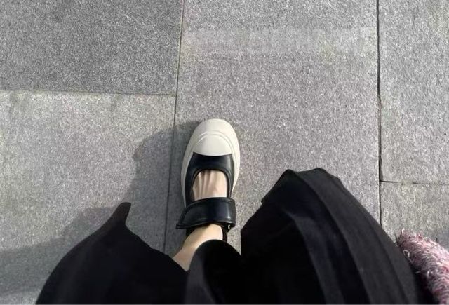 Zapatos Mary Jane negros